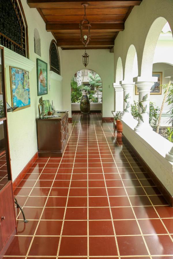 Hotel Villa Serena Escalon San Salvador Exteriör bild