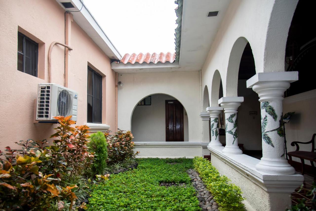 Hotel Villa Serena Escalon San Salvador Exteriör bild