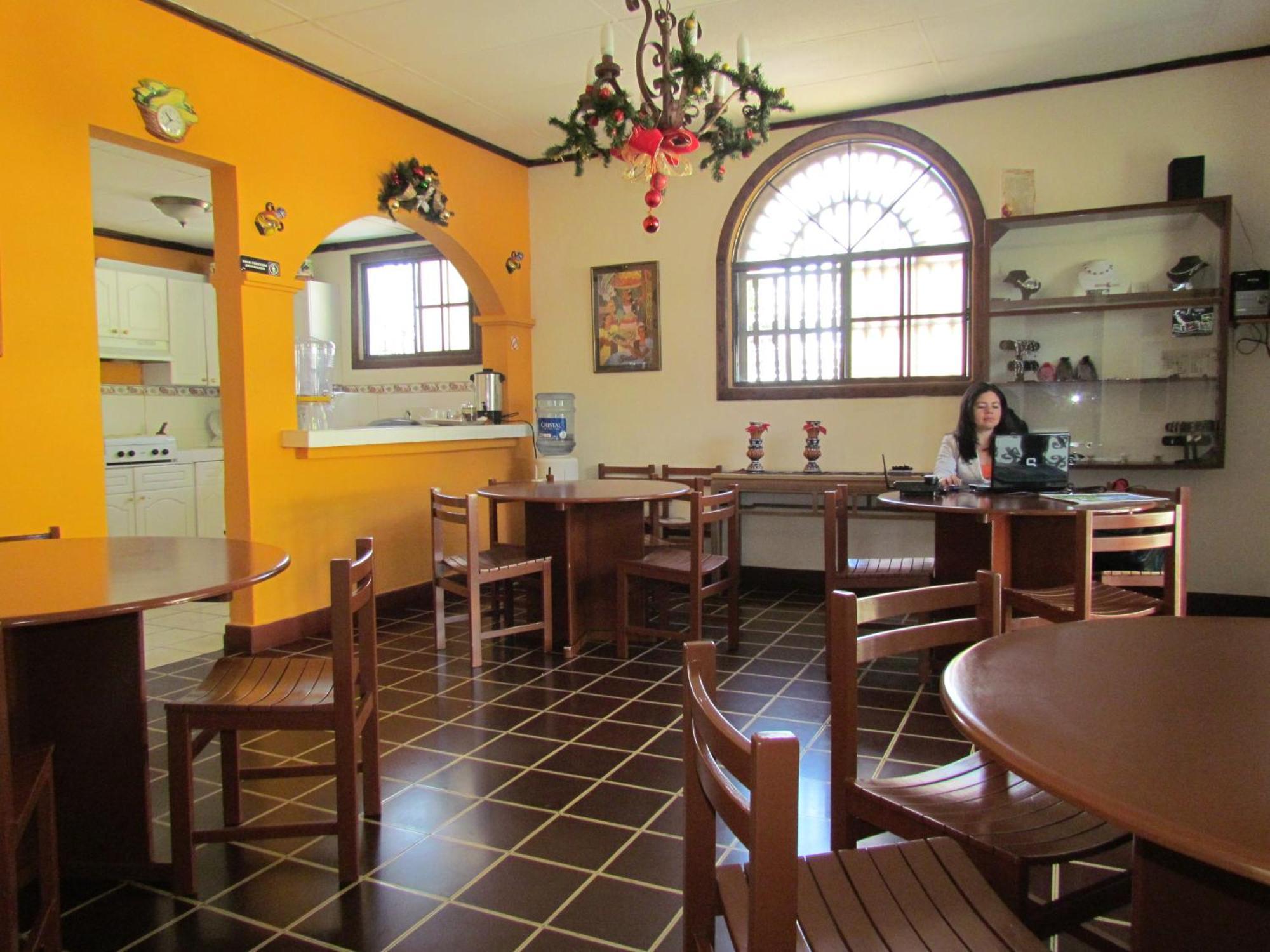Hotel Villa Serena Escalon San Salvador Exteriör bild
