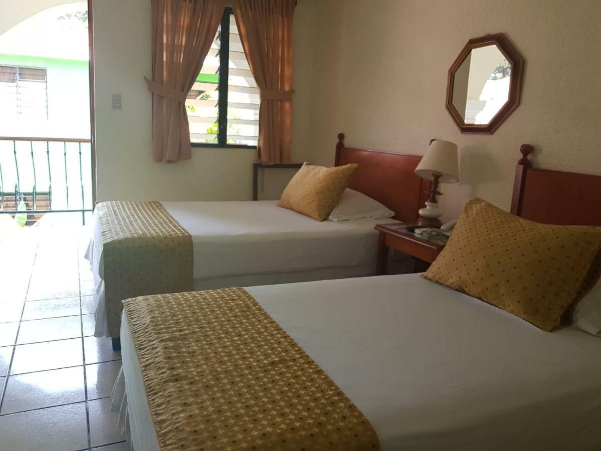 Hotel Villa Serena Escalon San Salvador Exteriör bild